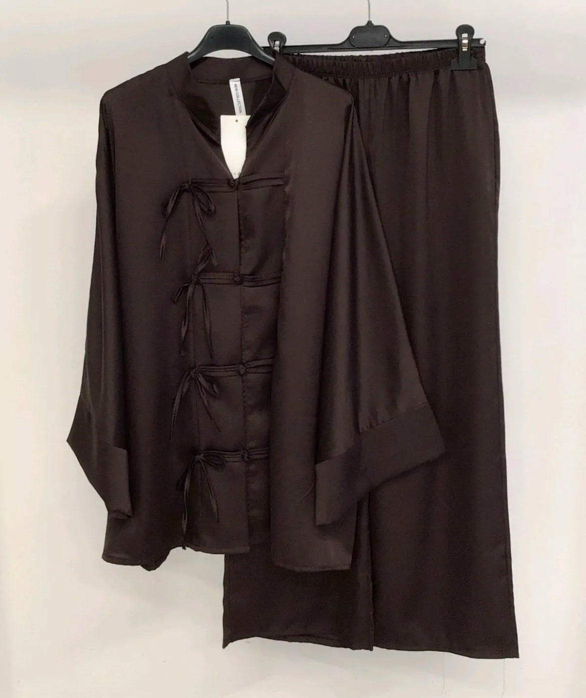 Set moon brown